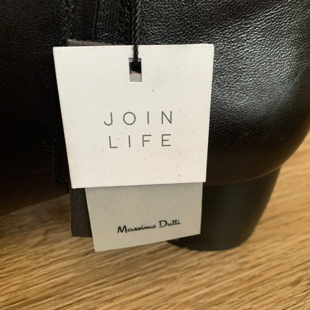 NEW Massimo Dutti Leather Ankle Zip Boots in Black - Size 9 Womens